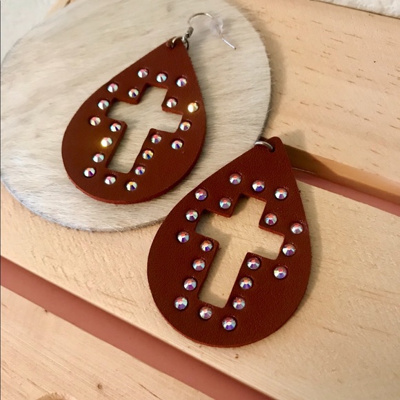 Shyanne Jewelry - Brown Leather Cross Earrings